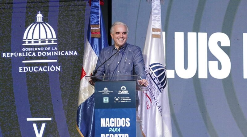 El ministro De Camps: debatir en la escuela es aprender a ser mejores ciudadanos