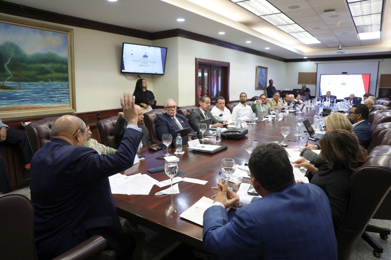 Imagen adicional sobre la sesión del CONESCyT y la educación superior en República Dominicana