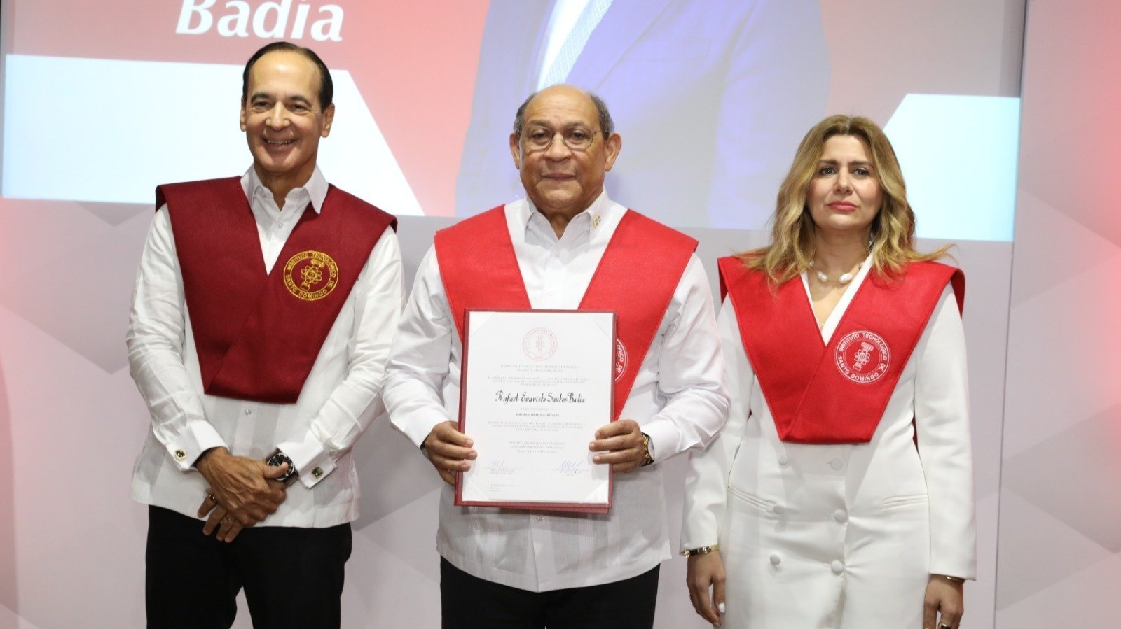 INTEC distingue a Rafael Santos Badía como Profesor Honorífico