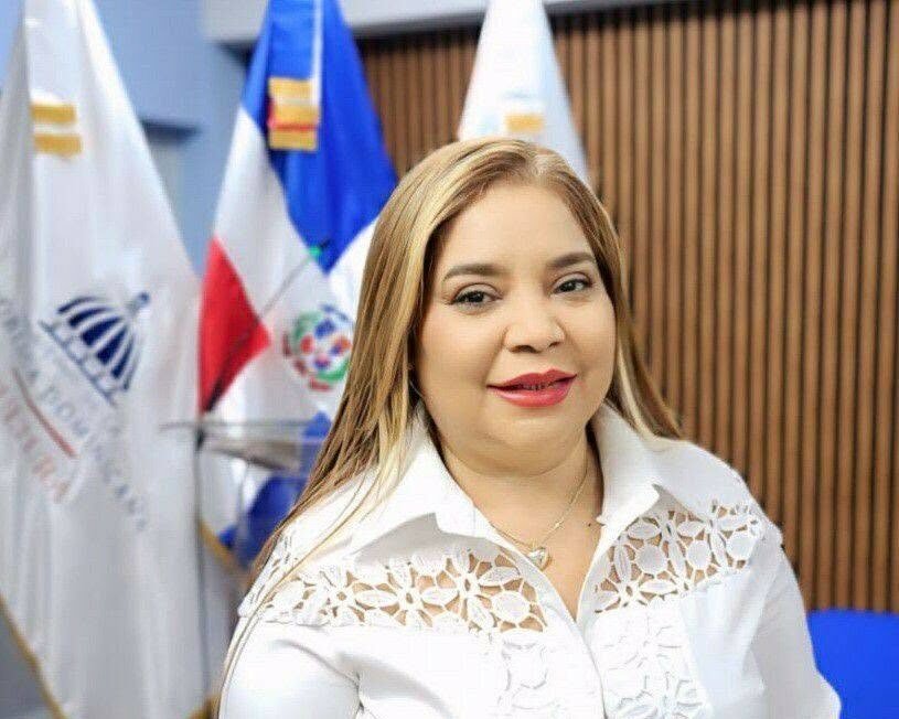 Imagen de felicitación de cumpleaños para Carmen Cruz