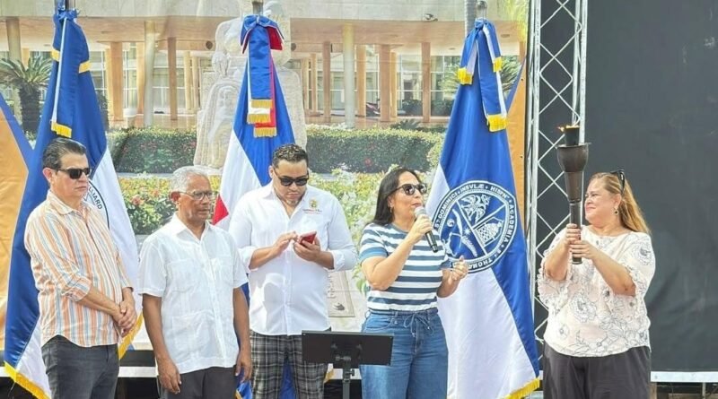 Actividades del cuarto aniversario de UASD Centro Moca