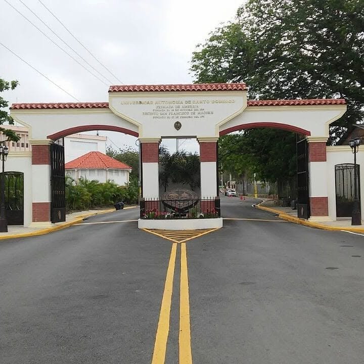 Recinto San Francisco de Macorís de la UASD