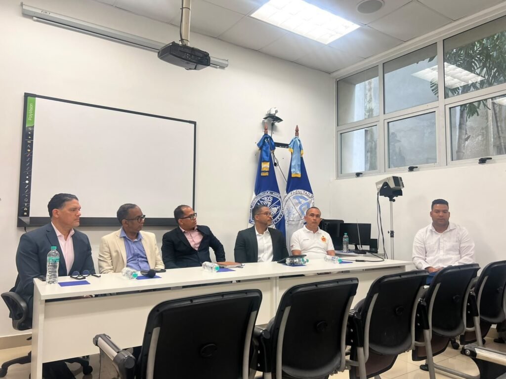 Jornada del CNS-UASD sobre sismología, ingeniería y prevención sísmica